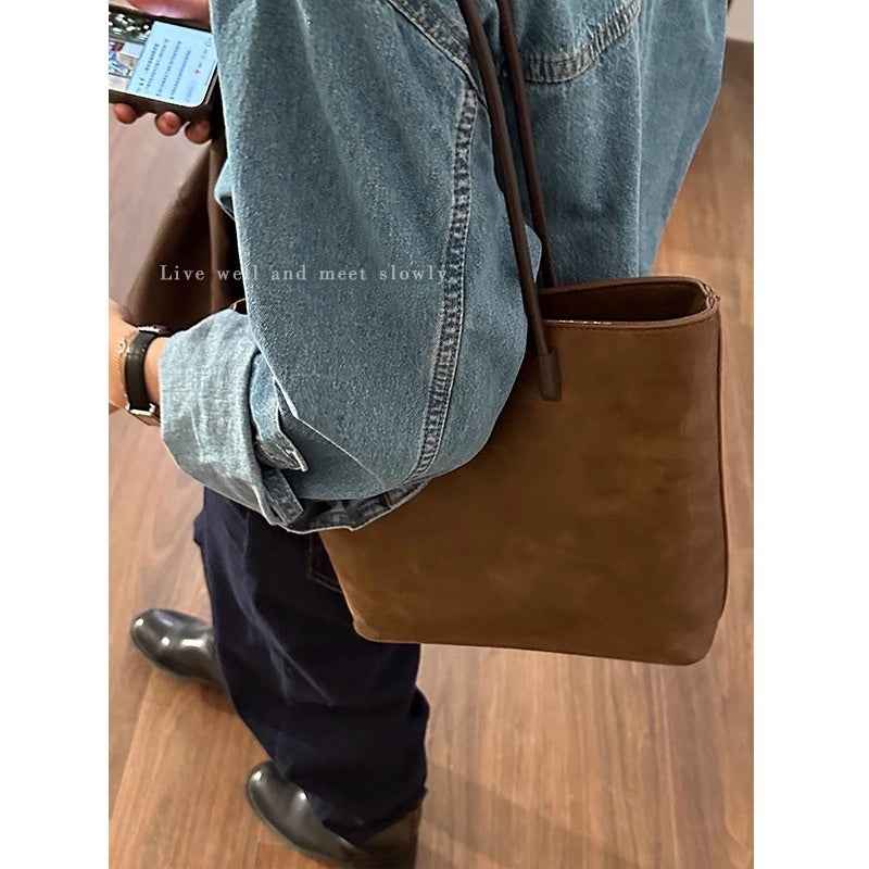 Retro Minimalist Tote Bag Versatile Large-capacity Shoulder Bag