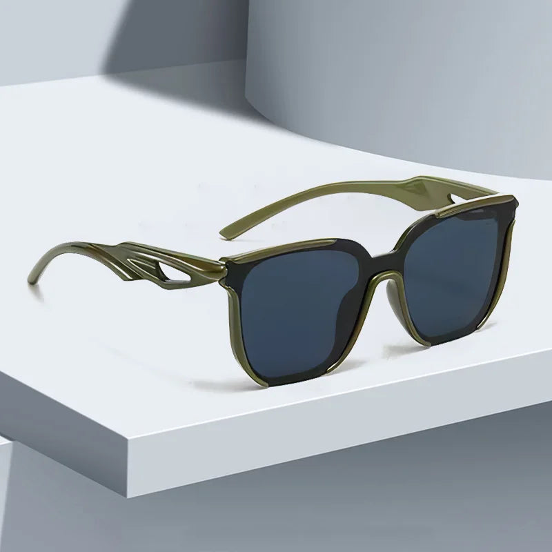 Sunglasses for Women Lightweight Fashionable Square Sunglasses Unique Wavy Leg Design Gradient Frame Versatile Women Glasses