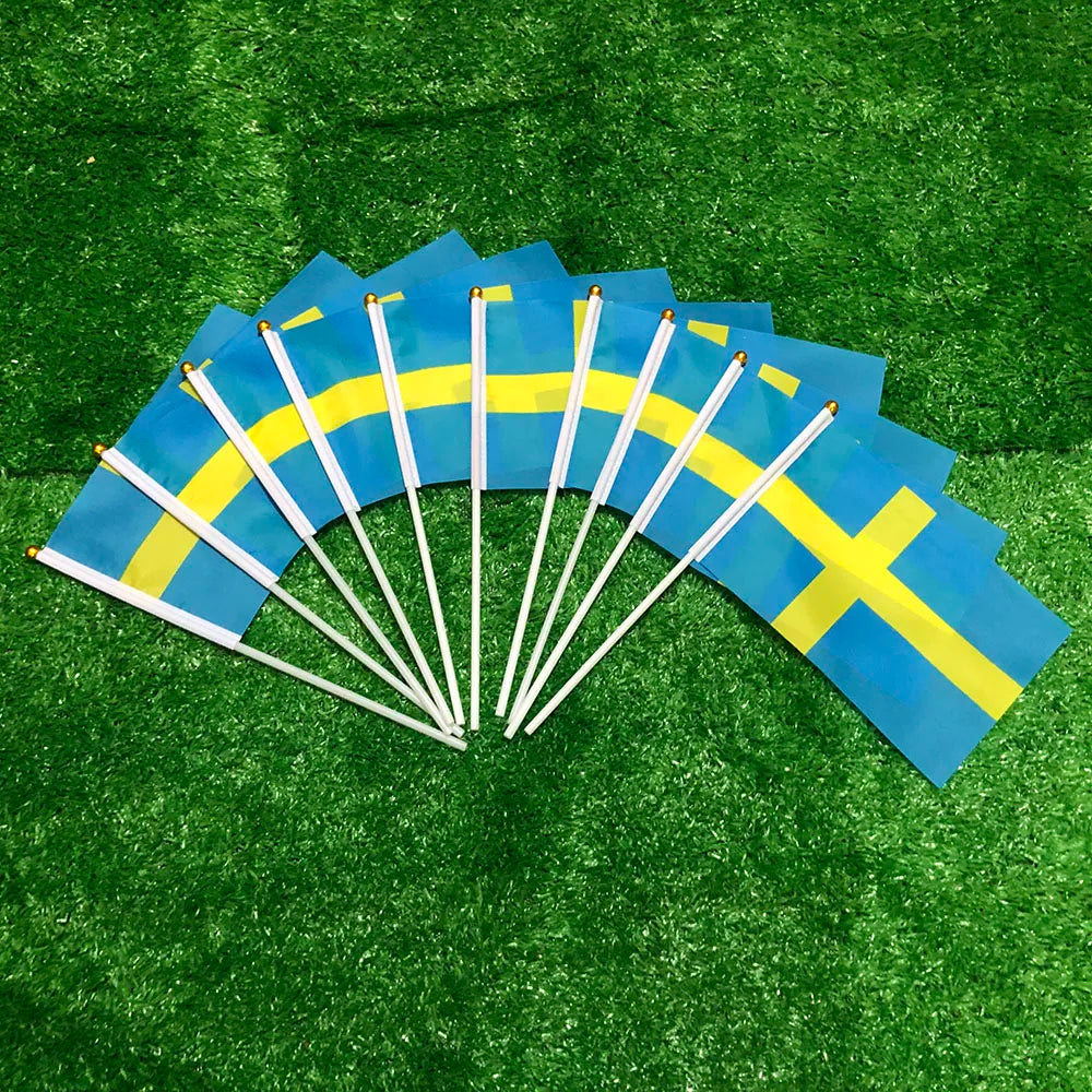 SKY FLAG Sweden hand flag 14x21cm polyester double side penetration Sweden Swedish hand Flag for decoration
