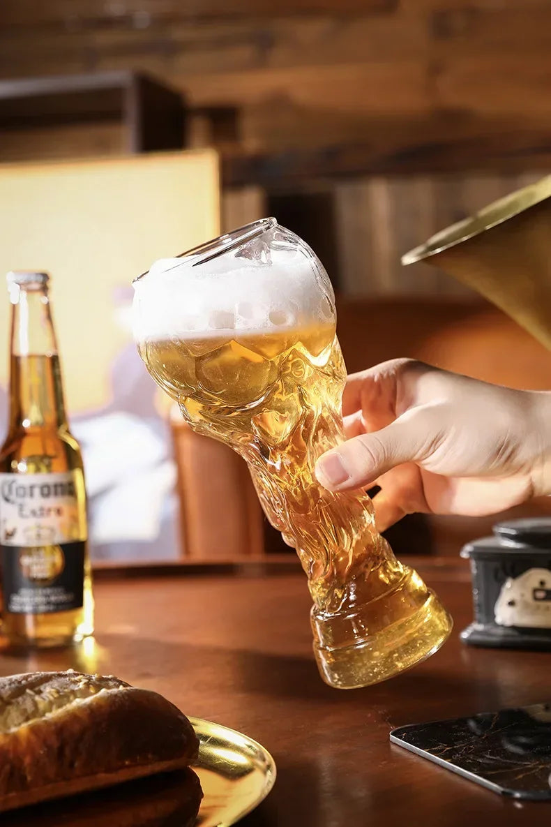 World Football Trophy Shape Beer Glass, High Borosilicate Glass, 450ml/600ml/800ml, Fan Gift for 2026 Soccer Matches & Parties