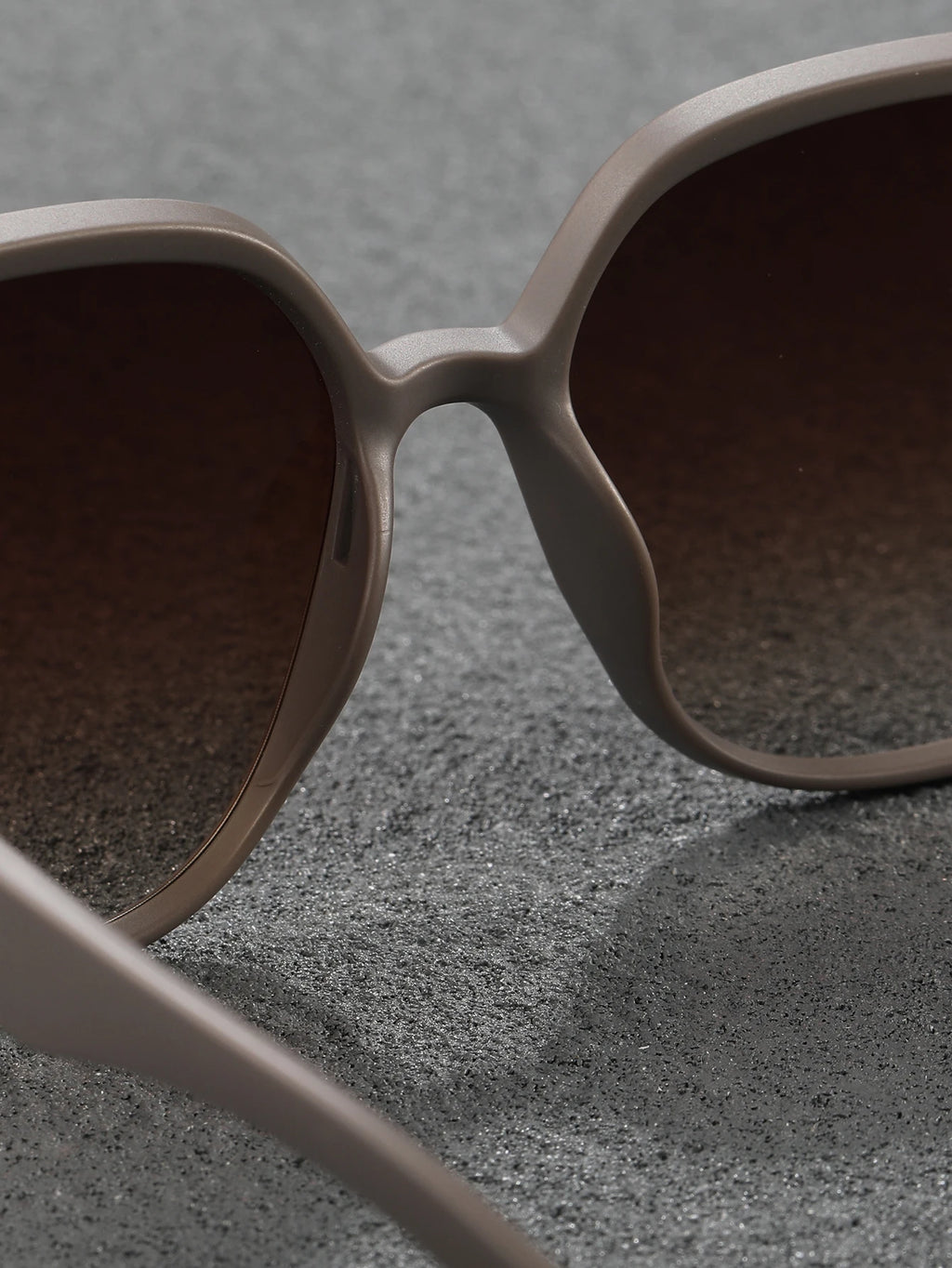 5 New sunglasses for women: UV-resistant sunglasses for women, high-end look, versatile for large faces, slimming glasses, high-