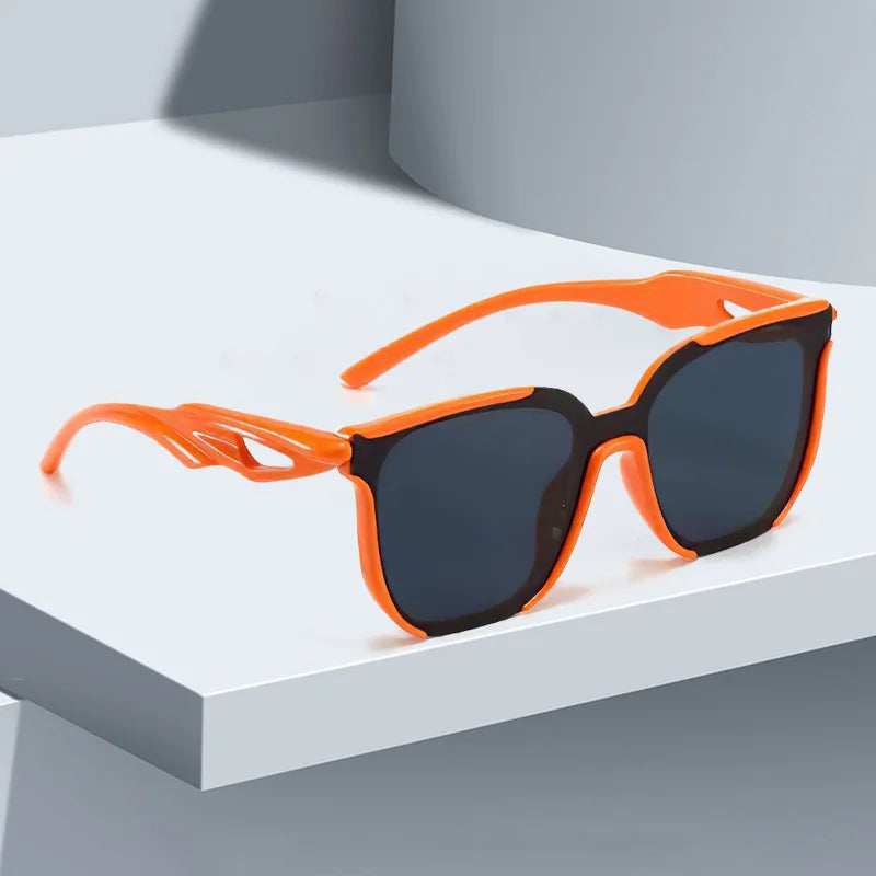 Sunglasses for Women Lightweight Fashionable Square Sunglasses Unique Wavy Leg Design Gradient Frame Versatile Women Glasses