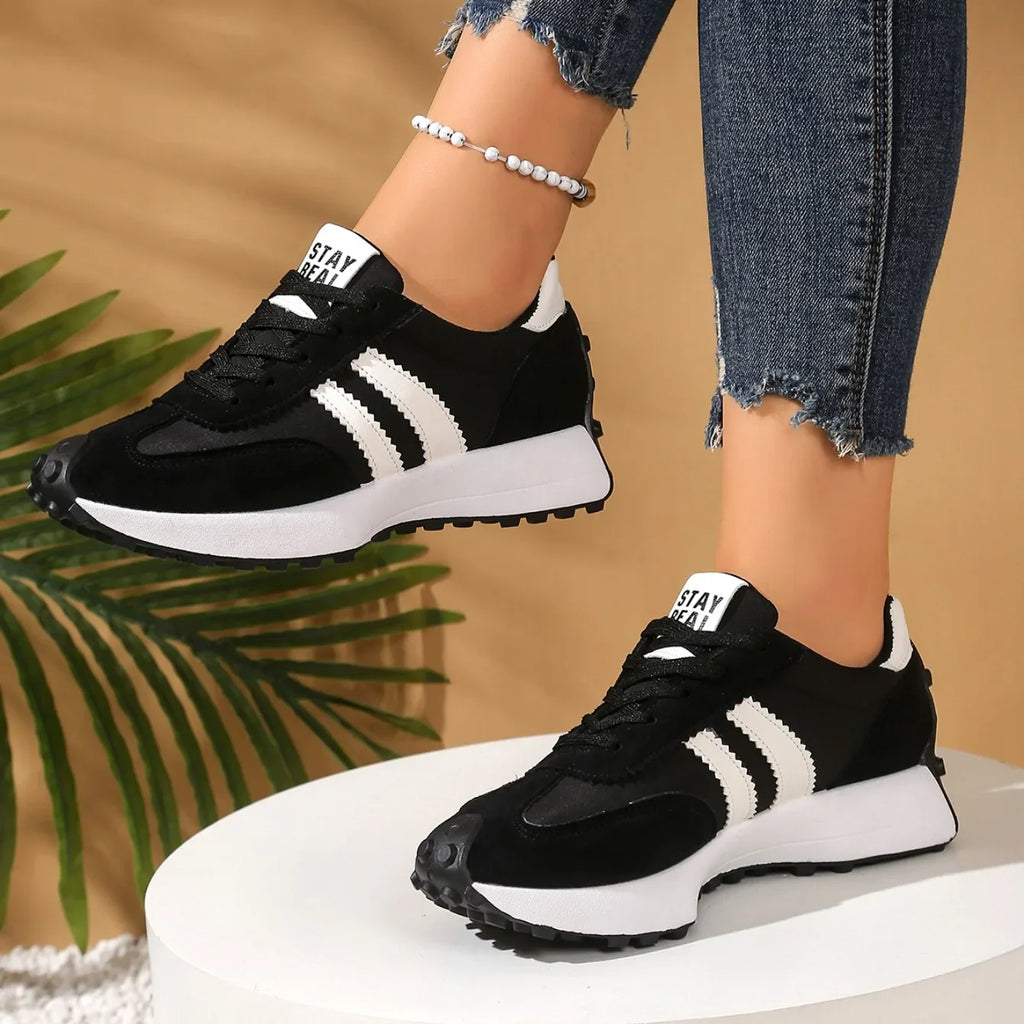 2025 New Trendy Women Casual Shoes Autumn Versatile Height