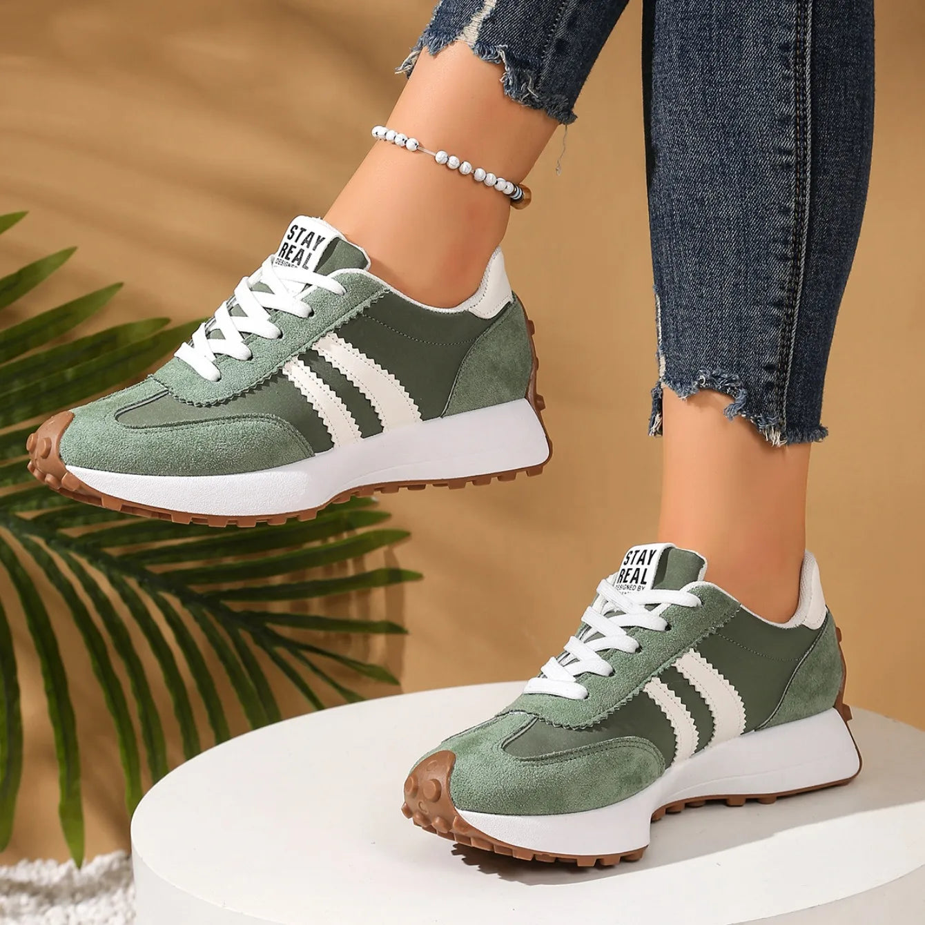 2025 New Trendy Women Casual Shoes Autumn Versatile Height