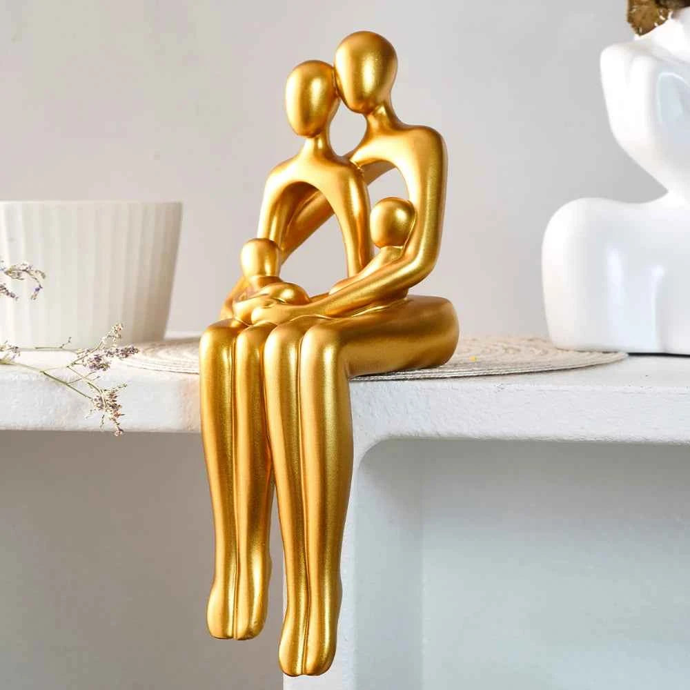 Creative and interesting living room entrance desktop ornaments for a family of four modern abstract character shape decorations